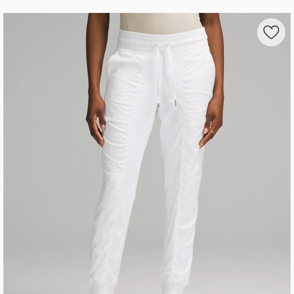 Lululemon jogger size 6 white new with tags